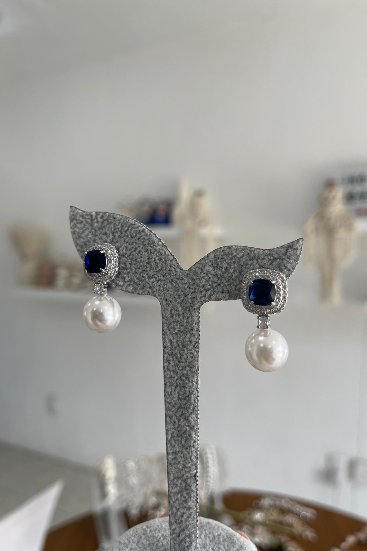 Aretes Salua