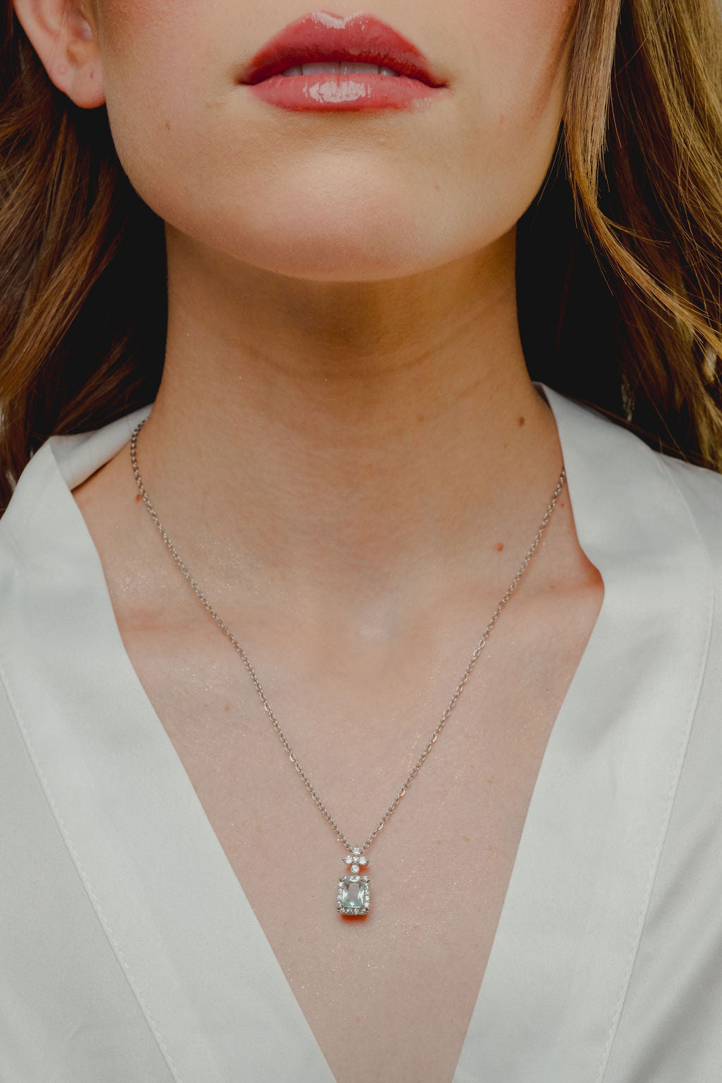 Set de Aretes Alicia y Collar Daniela