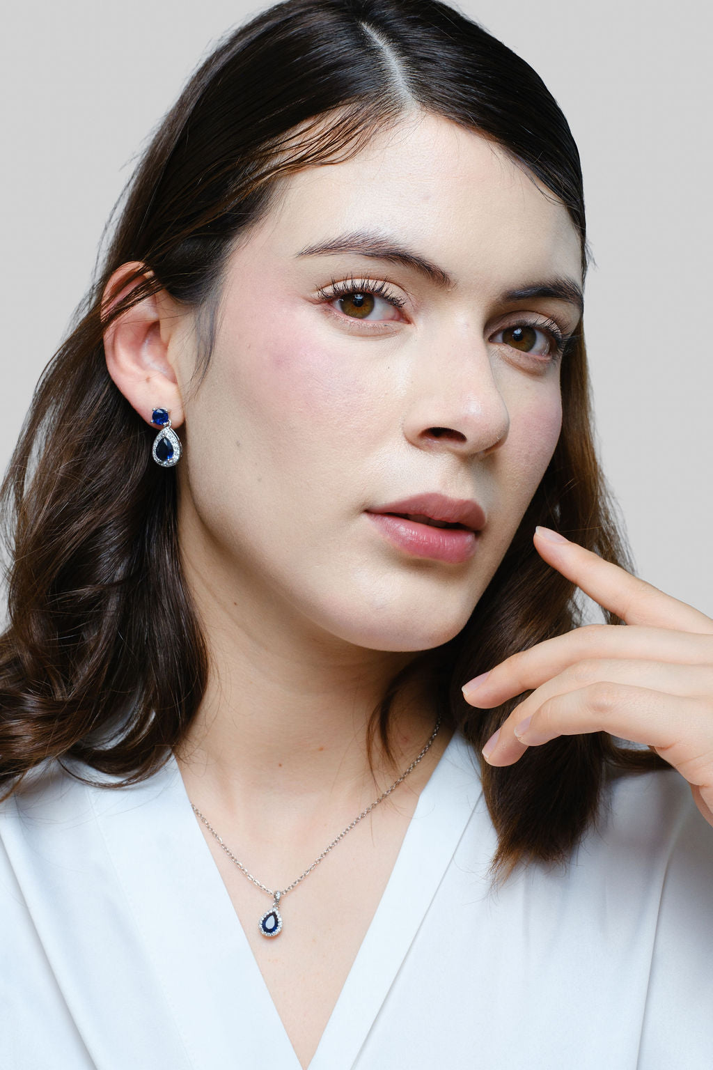 Set de Aretes Esther y Collar Deimar