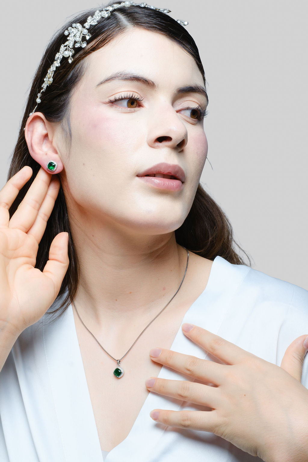 Set de Aretes Eloise y Collar Elvira